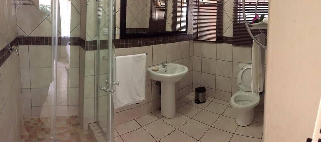 Premiere Guesthouse Bloemfontein Eksteriør billede